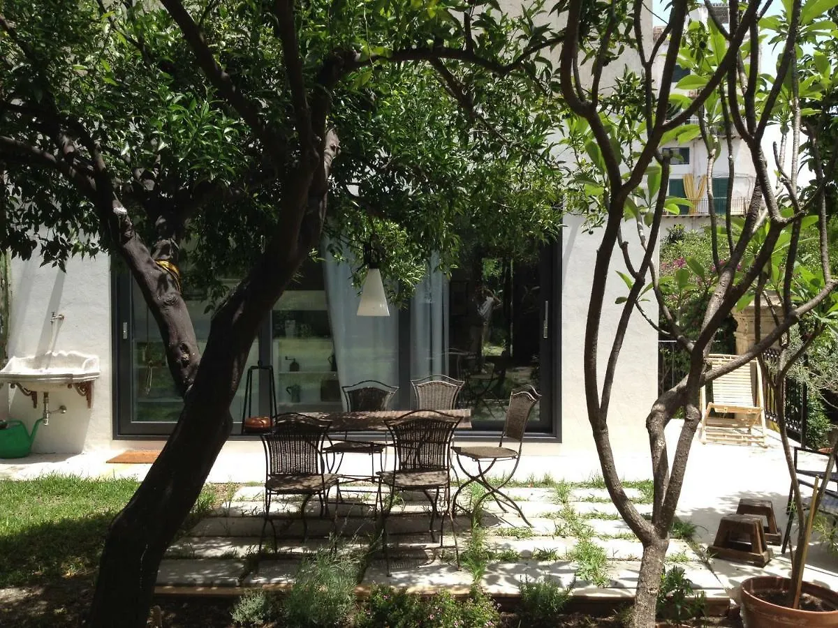 Nel Giardino Degli Agrumi Palerme